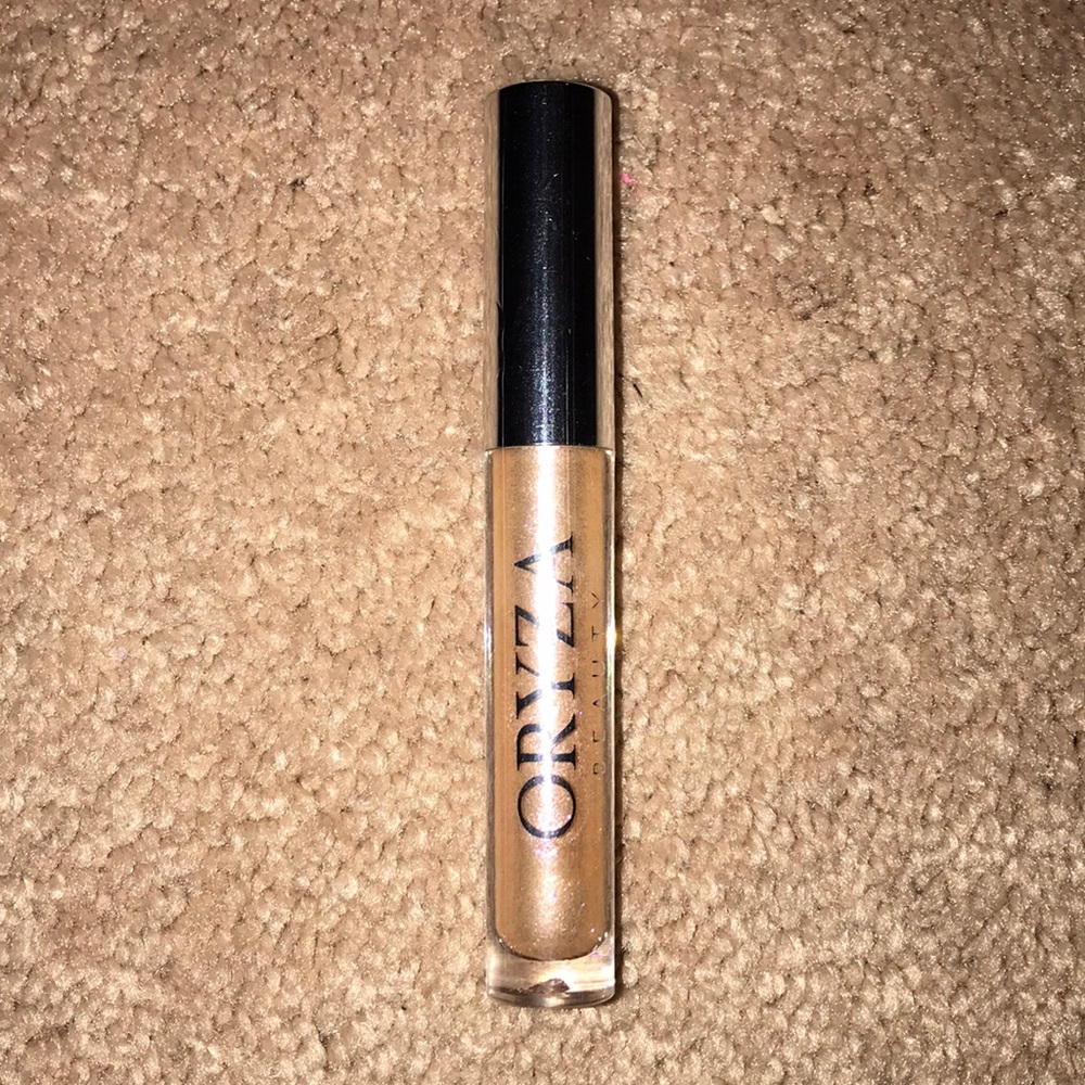 Oryza lip topper
